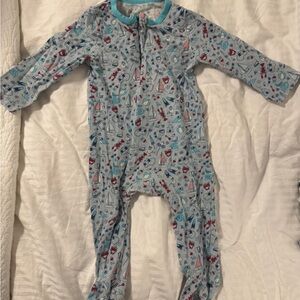 Egg NY footed pajamas